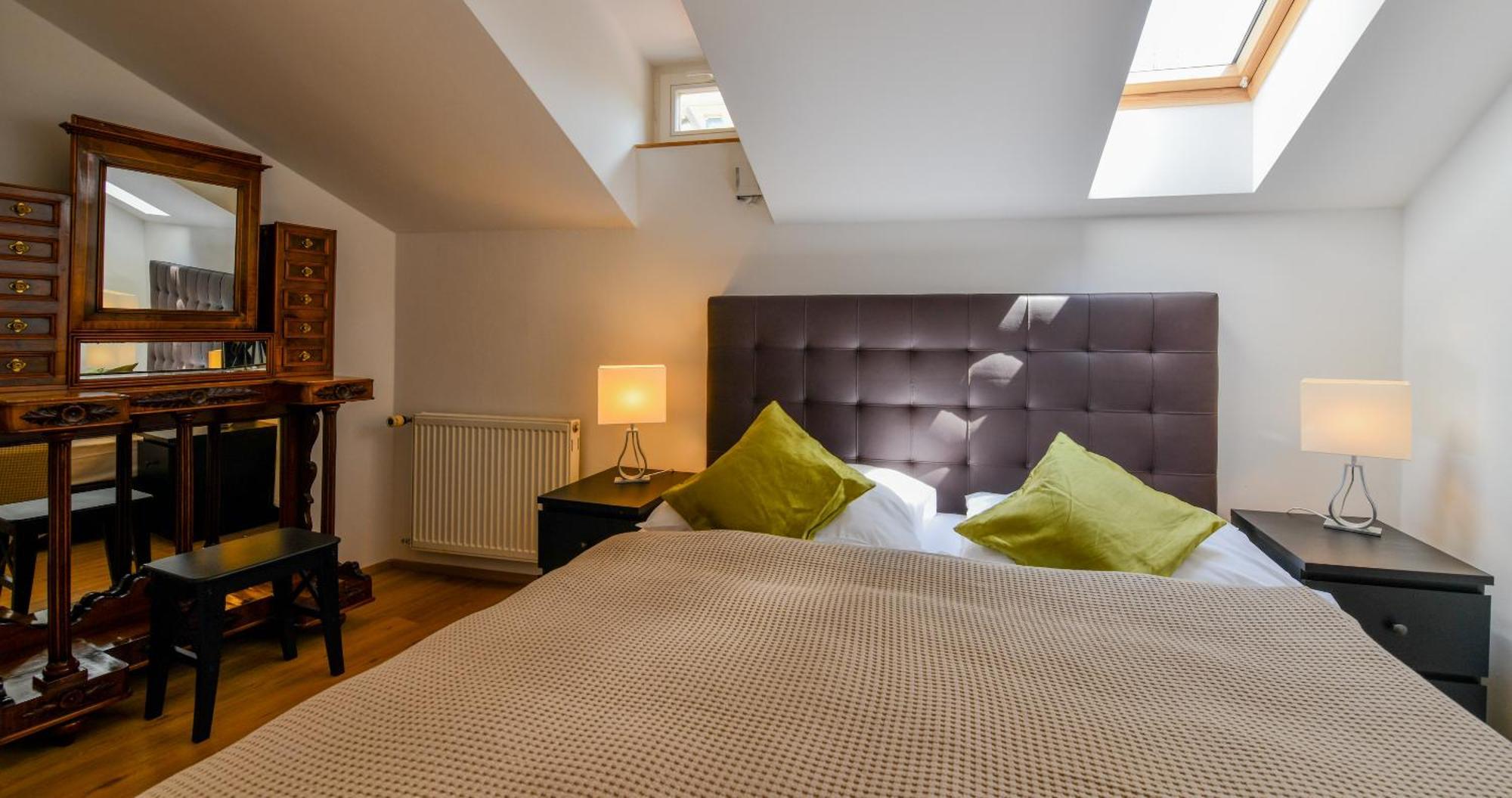 Apartments Rybna Прага Екстериор снимка